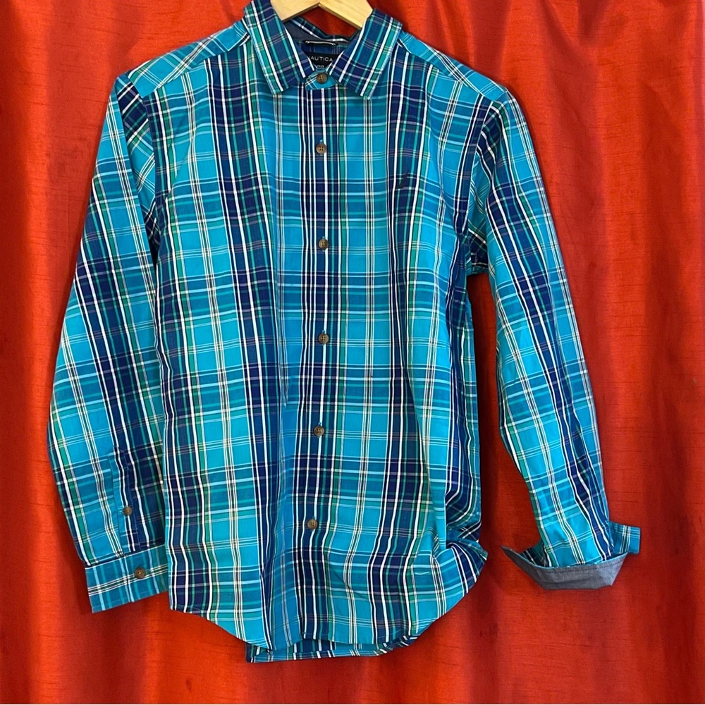🆕Nautica Boys' Plaid Button-Down Shirt – Size L/G (14/16) – NWT 👕